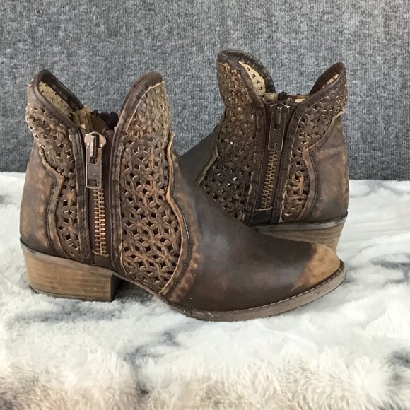 Circle G Corral Brown Leather Cutout Western Ankle Boots  8.5 - Picture 2 of 15